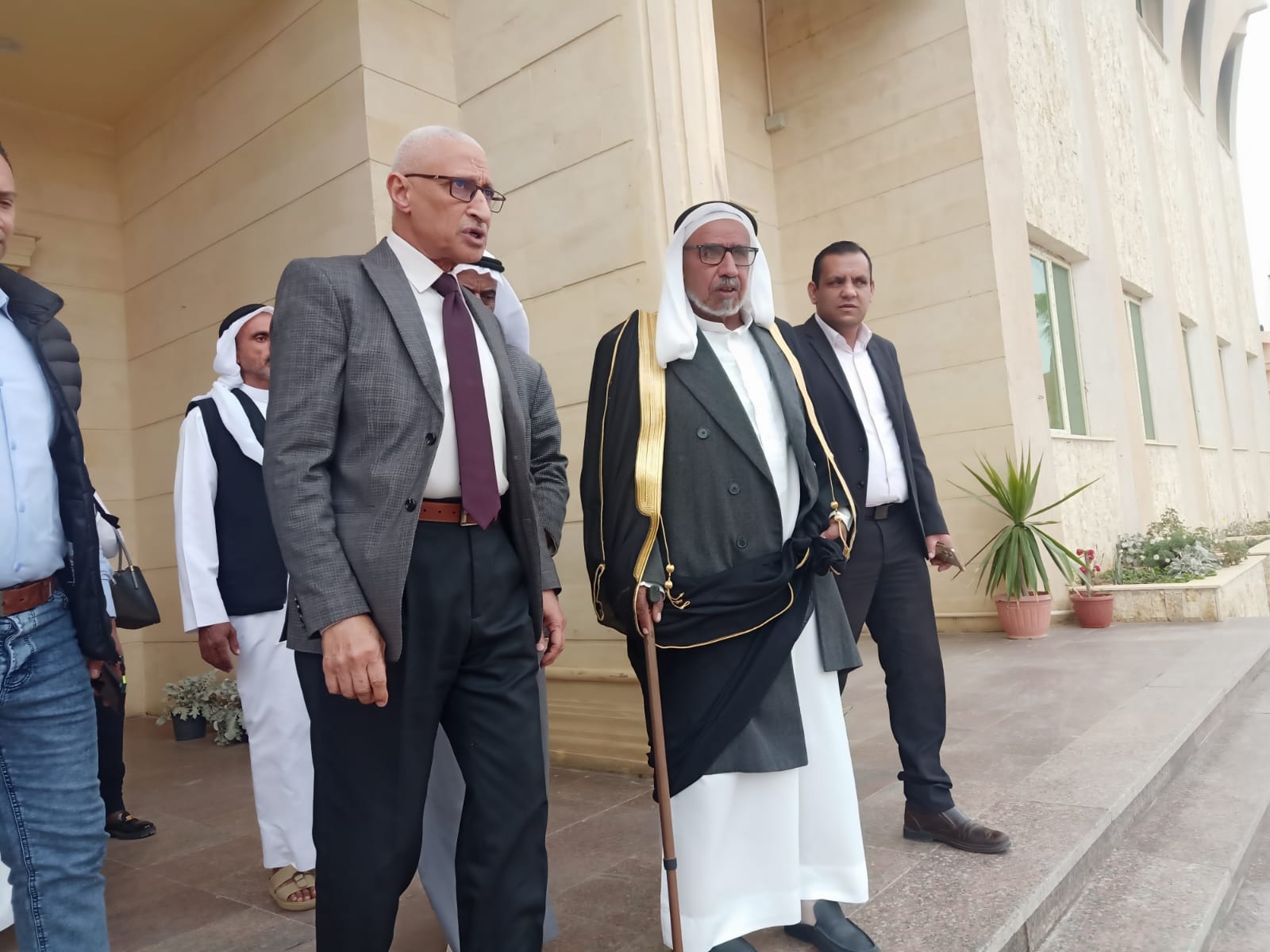 محافظ شمال سيناء يستقبل شيخ الطريقة الجريرية بمناسبة عيد الفطر المبارك